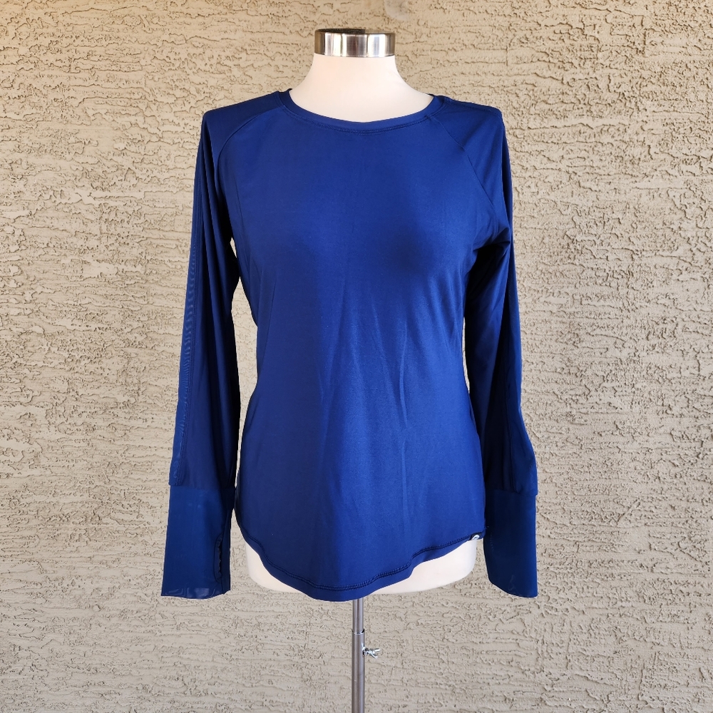 Gottex blue long sleeve workout top